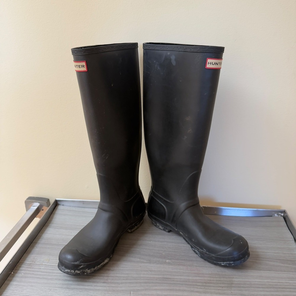 Hunter Original Tall Rain Boots Women Size 8 Black Waterproof Rubber Buckle